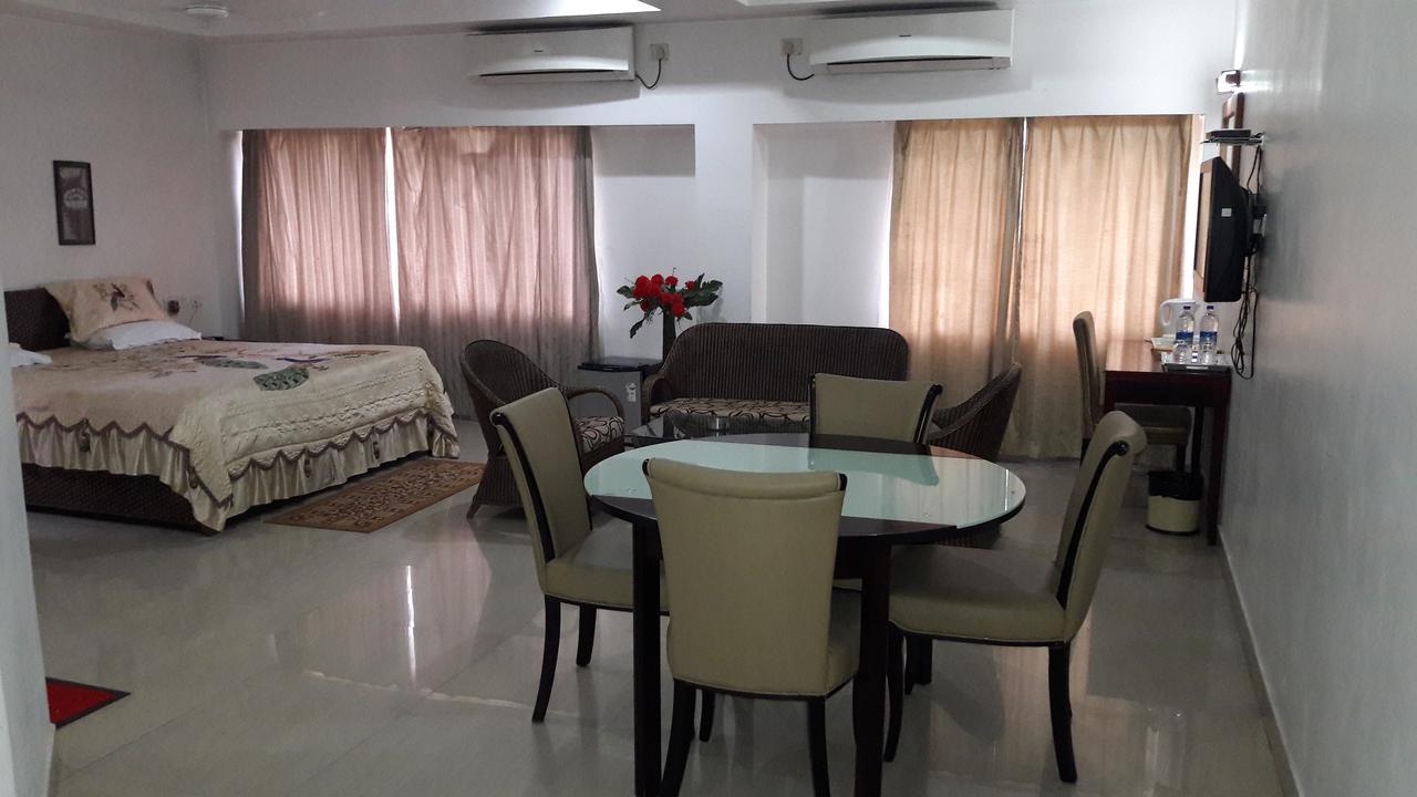 מלון Tinsukia Aroma Residency מראה חיצוני תמונה