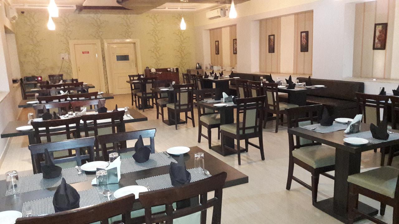 מלון Tinsukia Aroma Residency מראה חיצוני תמונה